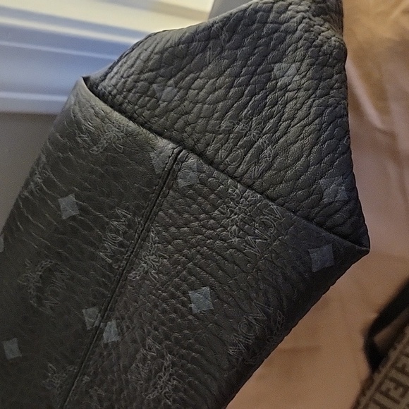 Mcm klara hobo Bag Purse Handbag - Picture 6 of 9